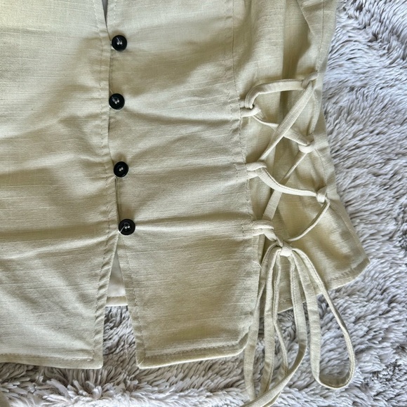 NWOT Princess Polly Stavia Vest - Picture 3 of 6